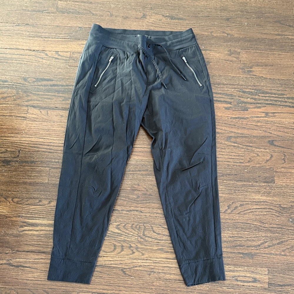 Athleta  Trekkie North Black Jogger Pants(crinkle fabric)